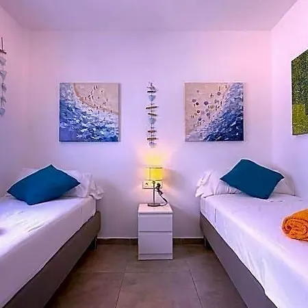 Hotell Easytenerife - Red Princess